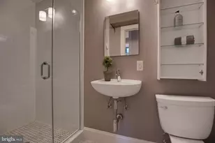 2106 10th St NW, Washington, DC 20001 - Photo 28