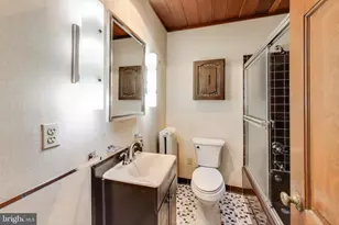 1311 Longfellow St NW, Washington, DC 20011 - Photo 34