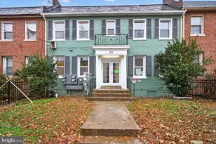 212 36th St NE, Washington, DC 20019 - Photo 2
