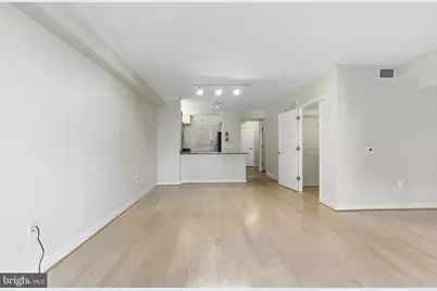 616 E Street NW #419, Washington, DC 20004 - Photo 4