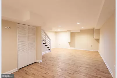 317 35th Street NE, Washington, DC 20019 - Photo 4