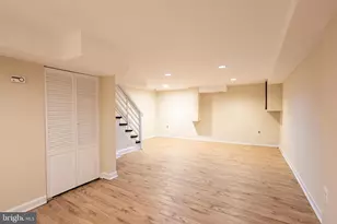 317 35th St NE, Washington, DC 20019 - Photo 4