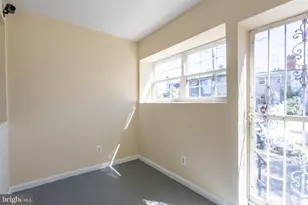 317 35th St NE, Washington, DC 20019 - Photo 2