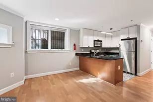 1740 18th St NW, Washington, DC 20009 - Photo 6