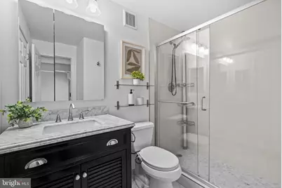 700 7th Street SW #813, Washington, DC 20024 - Photo 16