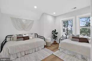 907 Lawrence St NE, Washington, DC 20017 - Photo 20