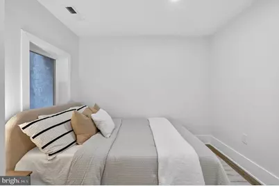 907 Lawrence Street NE, Washington, DC 20017 - Photo 24