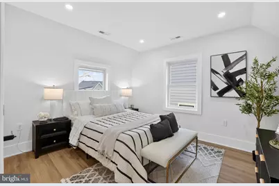 907 Lawrence Street NE, Washington, DC 20017 - Photo 14