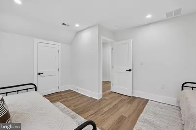 907 Lawrence Street NE, Washington, DC 20017 - Photo 22