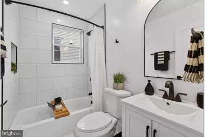 907 Lawrence Street NE, Washington, DC 20017 - Photo 18