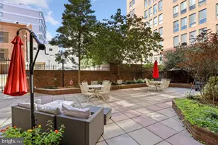 1260 21st St NW, Washington, DC 20036 - Photo 26