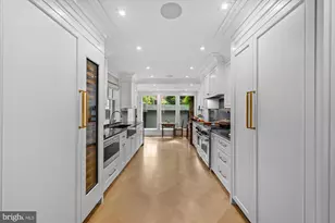 1524 Swann St NW, Washington, DC 20009 - Photo 6