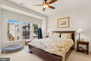 1011 3rd Pl SE, Washington, DC 20003 - Photo 16