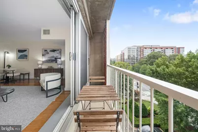 800 4th Street SW #S421, Washington, DC 20024 - Photo 6