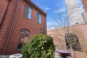 1066 Paper Mill Ct NW, Washington, DC 20007 - Photo 2
