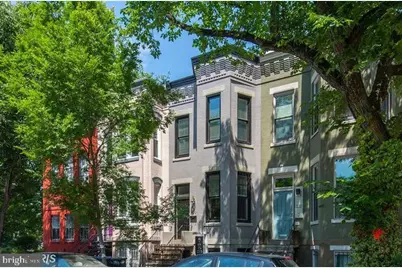 330 11th Street SE, Washington, DC 20003 - Photo 1