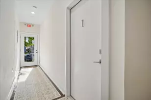 329 16th St SE, Washington, DC 20003 - Photo 2