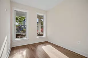 329 16th St SE, Washington, DC 20003 - Photo 4