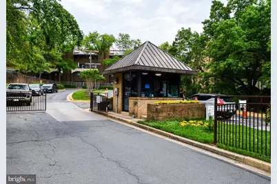 49 Hawthorne Court NE, Washington, DC 20017 - Photo 46