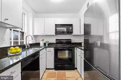 3850 Rodman Street NW #F234, Washington, DC 20016 - Photo 4