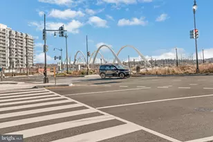 1515 1st St SW, Washington, DC 20024 - Photo 32