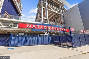 350 G St SW, Washington, DC 20024 - Photo 26