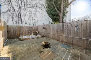 2420 I St NW, Washington, DC 20037 - Photo 52