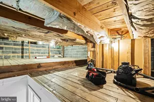 2420 I St NW, Washington, DC 20037 - Photo 48