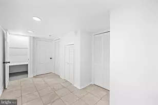 2420 I St NW, Washington, DC 20037 - Photo 12