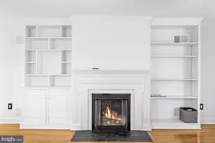 2420 I St NW, Washington, DC 20037 - Photo 18