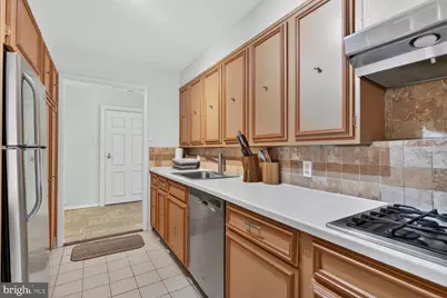 2700 Virginia Avenue NW #1208, Washington, DC 20037 - Photo 8