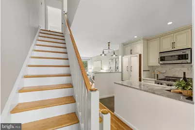 237 G Street SW #120, Washington, DC 20024 - Photo 6