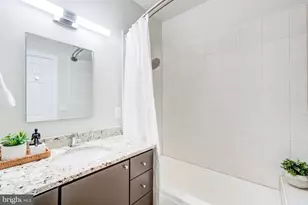 1111 Fairmont St NW, Washington, DC 20009 - Photo 28