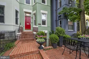 145 D St SE, Washington, DC 20003 - Photo 4