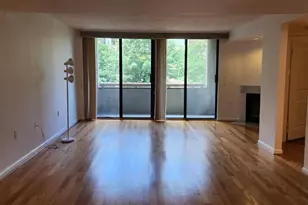 2725 Connecticut Ave NW, Washington, DC 20008 - Photo 4