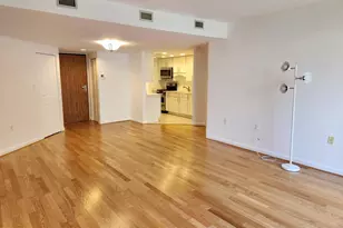 2725 Connecticut Ave NW, Washington, DC 20008 - Photo 6