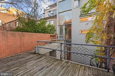 901 26th Street NW, Washington, DC 20037 - Photo 22