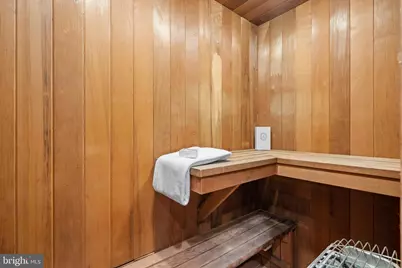 901 26th Street NW, Washington, DC 20037 - Photo 10