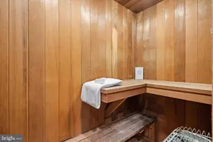 901 26th St NW, Washington, DC 20037 - Photo 10