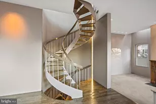 901 26th St NW, Washington, DC 20037 - Photo 24