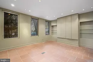 901 26th St NW, Washington, DC 20037 - Photo 6