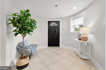 1819 1st Street NW #A, Washington, DC 20001 - Photo 4