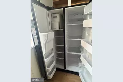 1017 5th Street SE, Washington, DC 20003 - Photo 6