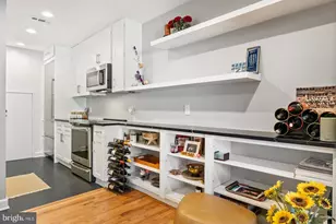 1710 Summit Pl NW, Washington, DC 20009 - Photo 6