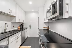 1710 Summit Pl NW, Washington, DC 20009 - Photo 2