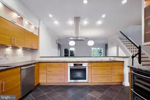 3725 Winfield Lane Northwest, Washington, DC 20007 - Photo 4