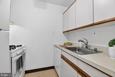 2030 F Street NW #411, Washington, DC 20006 - Photo 10