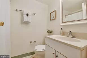2030 F St NW, Washington, DC 20006 - Photo 22