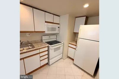 33 Randolph Place NW #B, Washington, DC 20001 - Photo 8