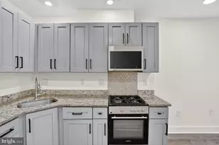 1821 T St NW, Washington, DC 20009 - Photo 6